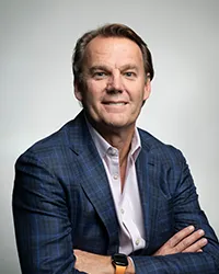 Andrew Saunders